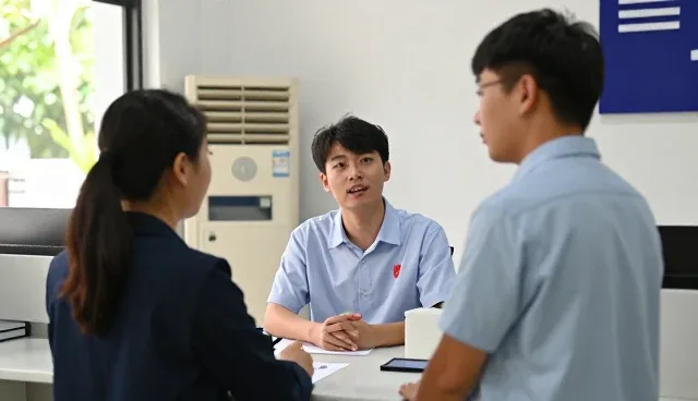 技术应用如何影响后续维护的性能与适用条件